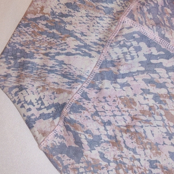 𝅺Evolution And Creation Snake Skin Print High Waist Leggings - Picture 3 of 4